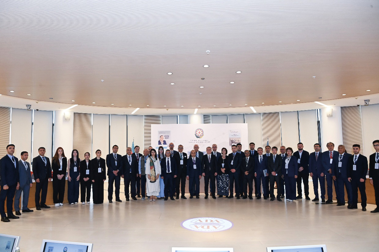 Tavola rotonda internazionale in Azerbaigian